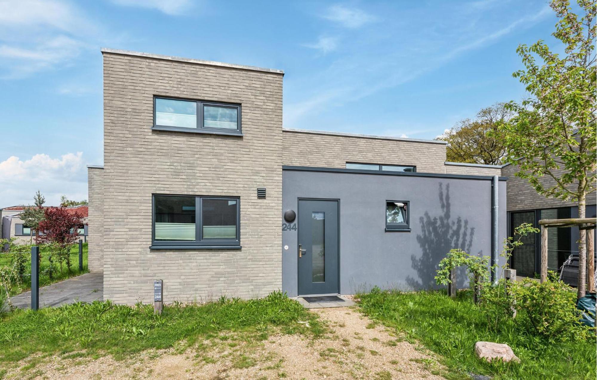 Nice Home In Lembruch-Duemmer See With Sauna Zewnętrze zdjęcie